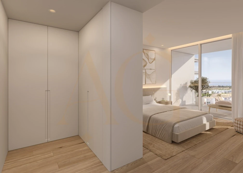 Apartamento T4 para Venda em Quarteira Foto 8