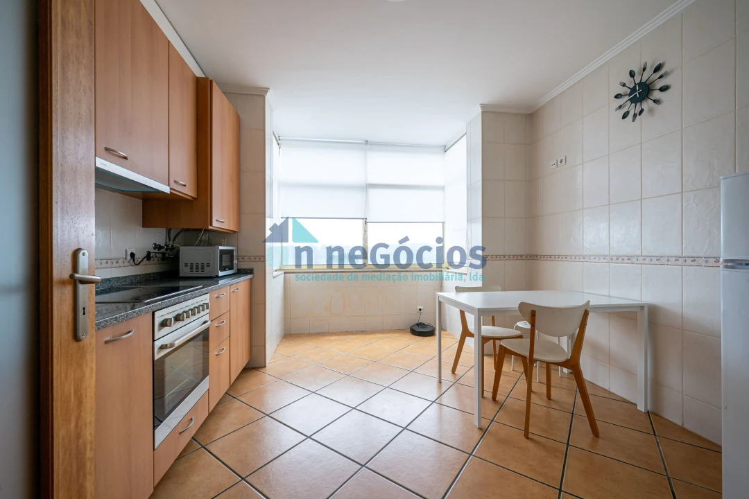 Apartamento T1 para Venda em O. Azeméis, Riba-Ul, Ul, Macinhata Seixa, Madail Foto 1