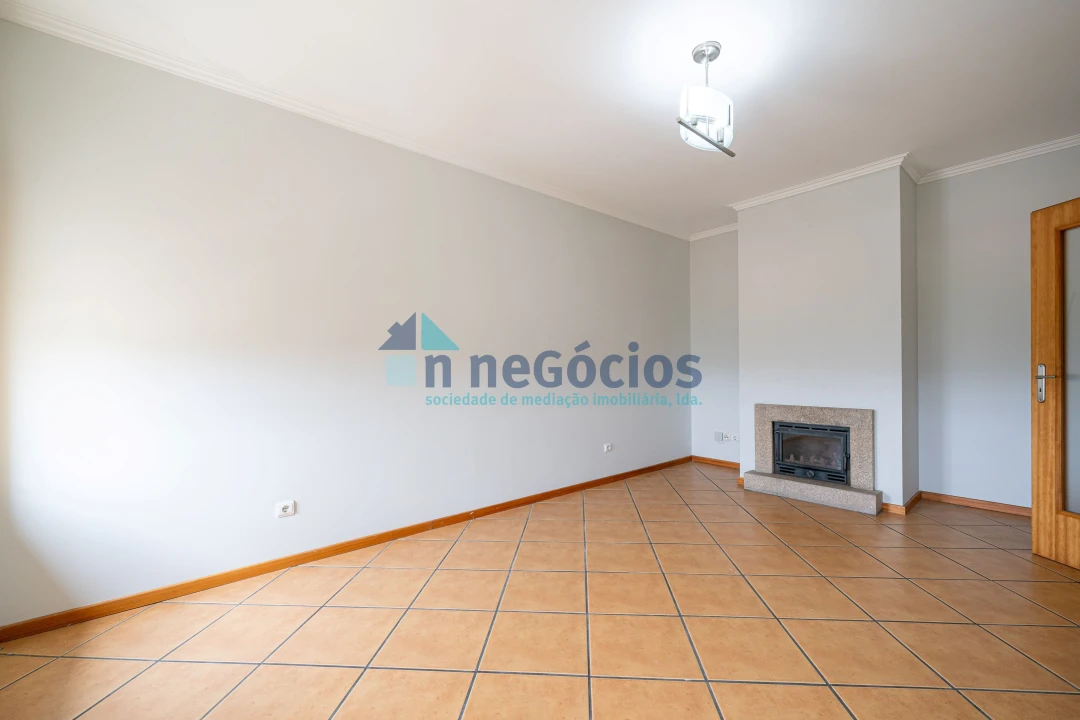 Apartamento T1 para Venda em O. Azeméis, Riba-Ul, Ul, Macinhata Seixa, Madail Foto 12