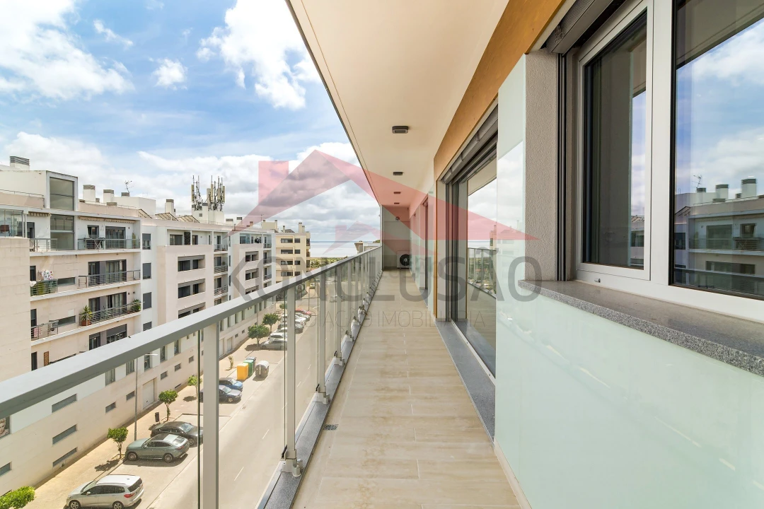 Apartamento T2 para Venda em Santa Iria de Azoia, São João da Talha e Bobadela Foto 5