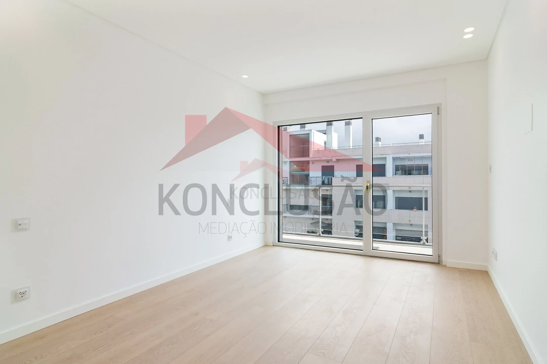 Apartamento T3 para Venda em Santa Iria de Azoia, São João da Talha e Bobadela Foto 13