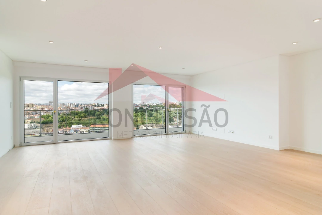 Apartamento T4 para Venda em Santa Iria de Azoia, São João da Talha e Bobadela Foto 2