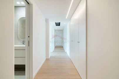 Apartamento T4 para Venda em Santa Iria de Azoia, São João da Talha e Bobadela