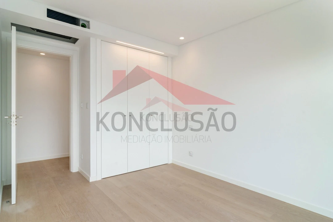 Apartamento T2 para Venda em Santa Iria de Azoia, São João da Talha e Bobadela Foto 7