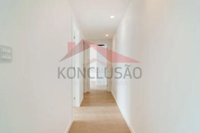 Apartamento T2 para Venda em Santa Iria de Azoia, São João da Talha e Bobadela