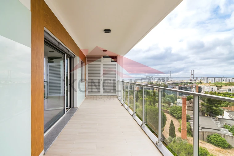 Apartamento T3 para Venda em Santa Iria de Azoia, São João da Talha e Bobadela Foto 7