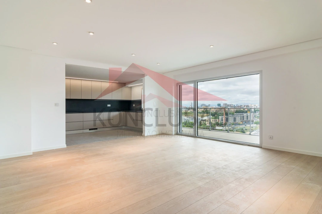 Apartamento T3 para Venda em Santa Iria de Azoia, São João da Talha e Bobadela Foto 1