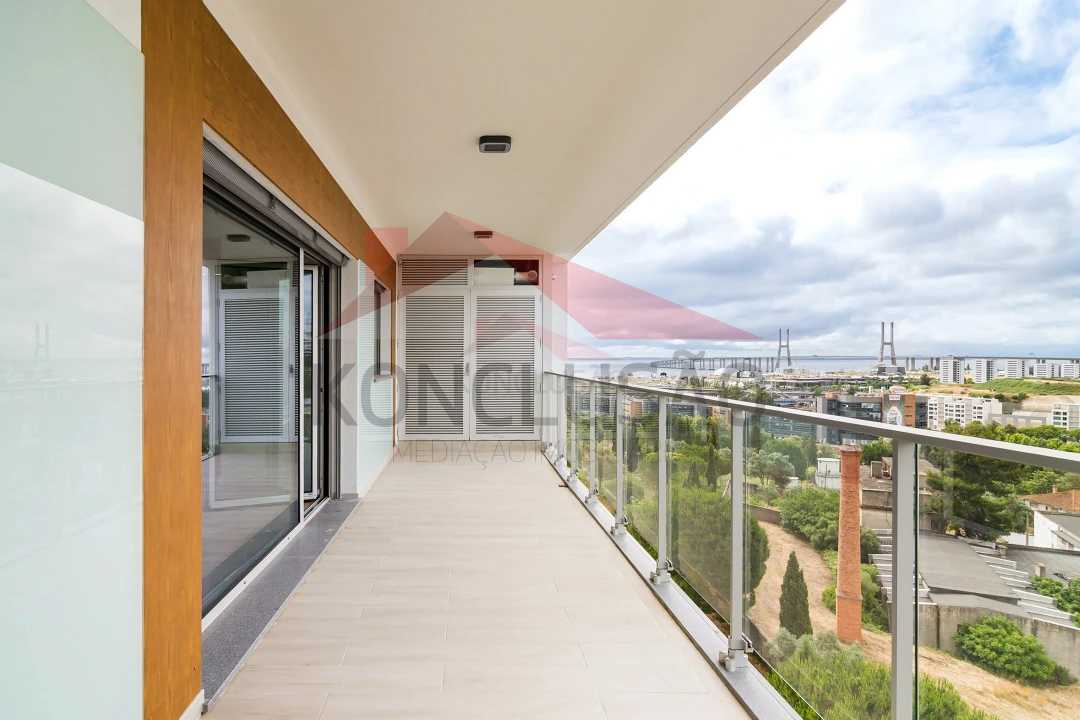 Apartamento T3 para Venda em Santa Iria de Azoia, São João da Talha e Bobadela Foto 7