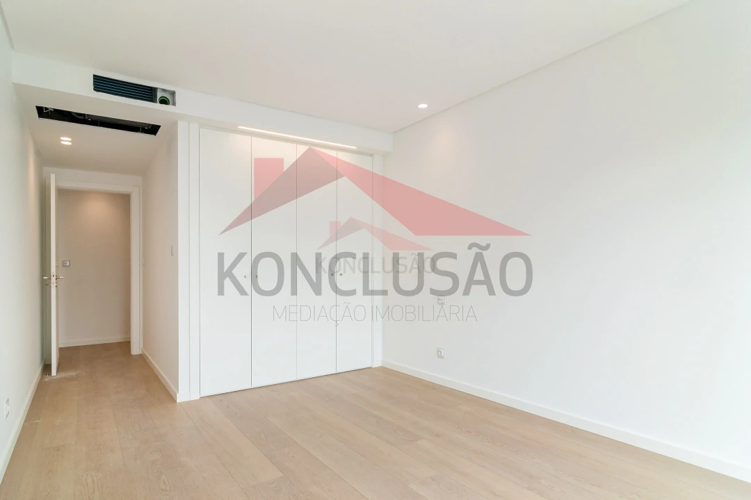 Apartamento T3 para Venda em Santa Iria de Azoia, São João da Talha e Bobadela Foto 14