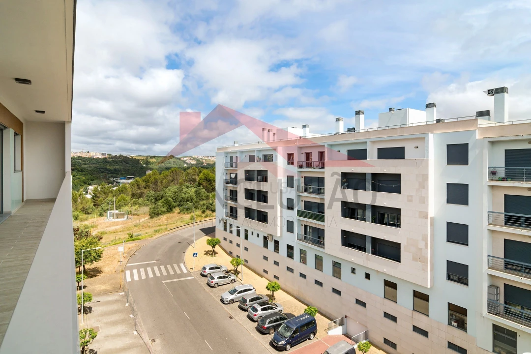 Apartamento T2 para Venda em Santa Iria de Azoia, São João da Talha e Bobadela Foto 15