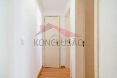 Apartamento T2 para Venda em Benfica