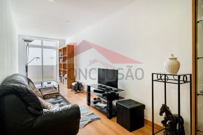Apartamento T2 para Venda em Benfica