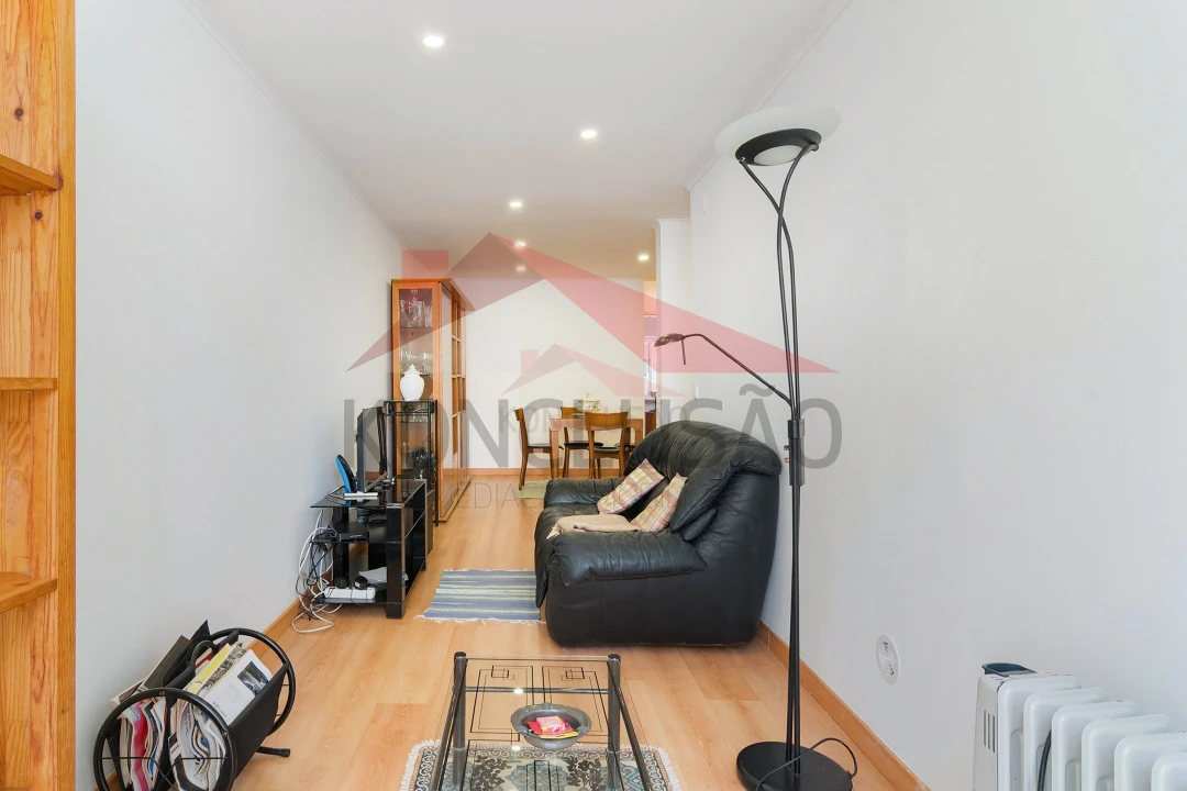 Apartamento T2 para Venda em Benfica Foto 15