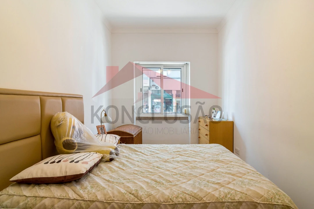Apartamento T2 para Venda em Benfica Foto 18