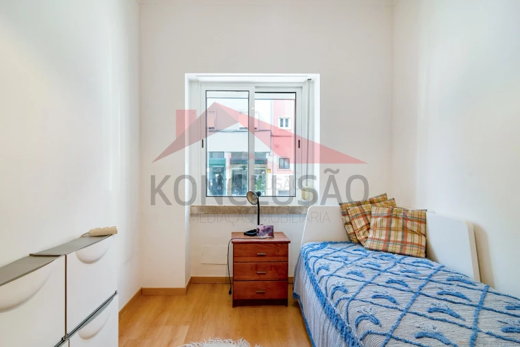 Apartamento T2 para Venda em Benfica Foto 12