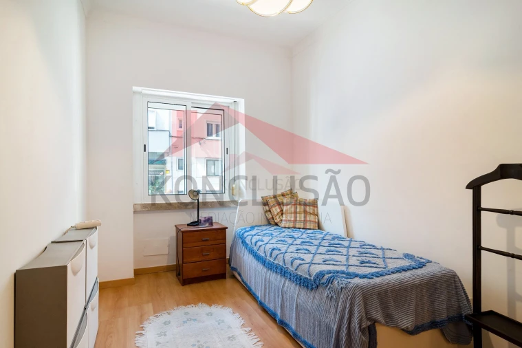 Apartamento T2 para Venda em Benfica Foto 10
