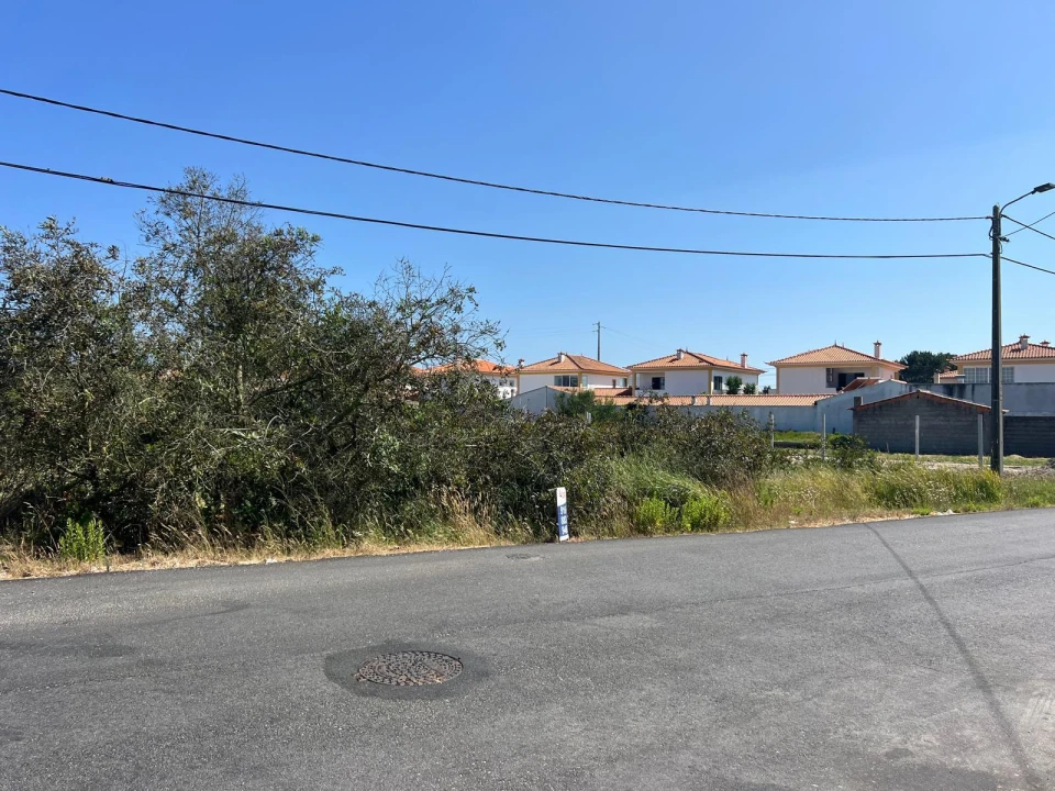 Terreno para Venda em Gafanha da Encarnação Foto 3