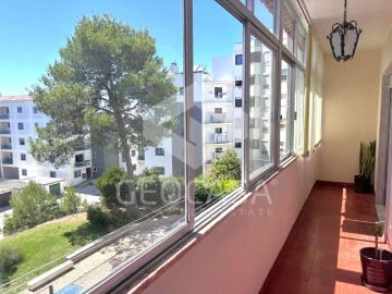 Apartamento T2 para Venda em Cascais e Estoril
