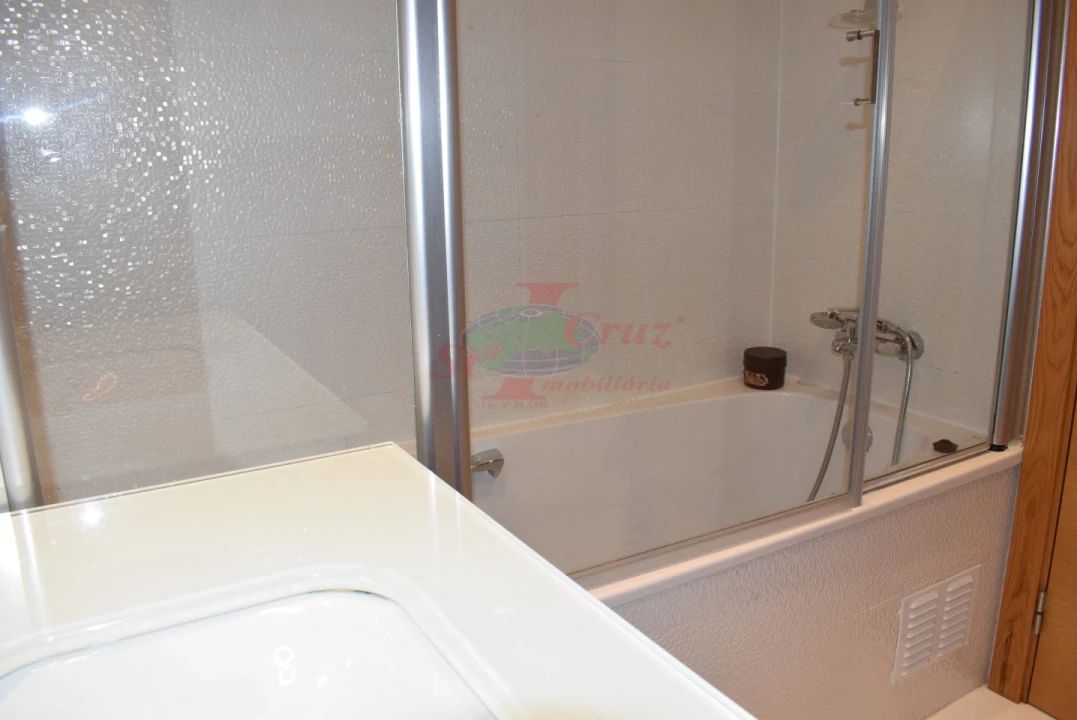 Apartamento T3 para Venda em Santo Antonio dos Olivais Foto 22
