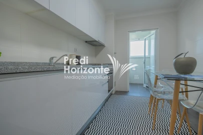 Apartamento T2 para Venda em Caniço