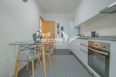 Apartamento T2 para Venda em Caniço