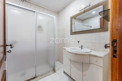 Apartamento T4 para Venda em Santa Marinha e São Pedro da Afurada