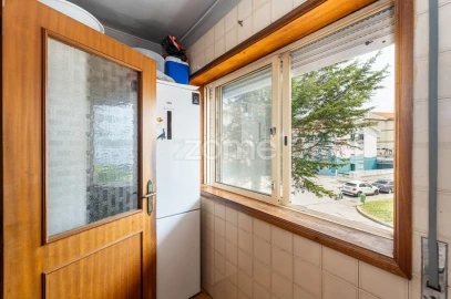 Apartamento T4 para Venda em Santa Marinha e São Pedro da Afurada