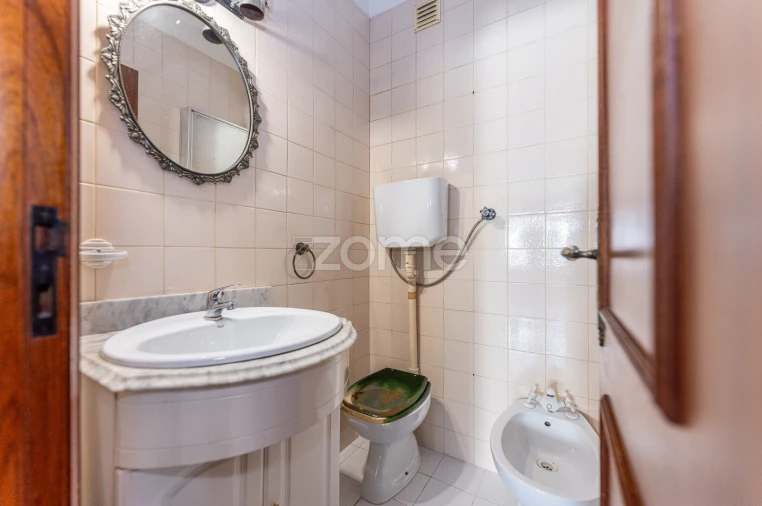 Apartamento T4 para Venda em Santa Marinha e São Pedro da Afurada Foto 11