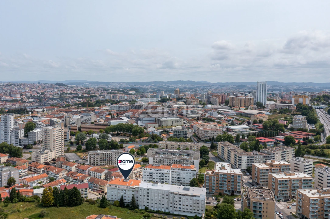 Apartamento T4 para Venda em Santa Marinha e São Pedro da Afurada Foto 24