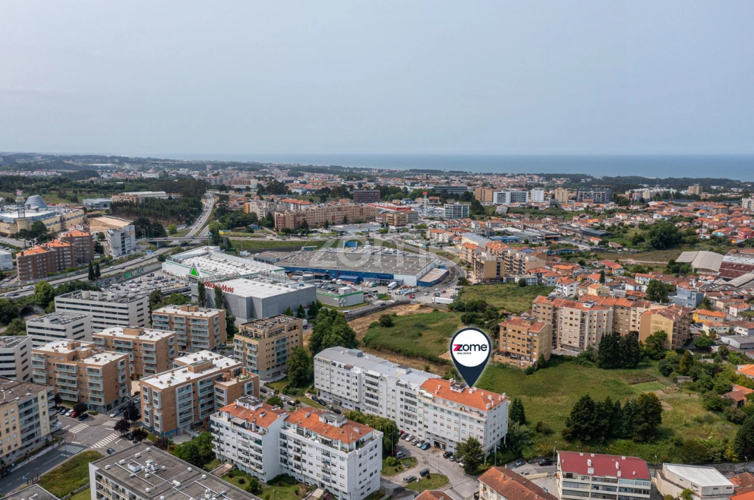 Apartamento T4 para Venda em Santa Marinha e São Pedro da Afurada Foto 27