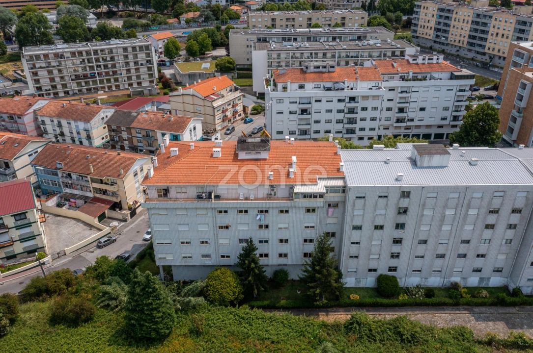 Apartamento T4 para Venda em Santa Marinha e São Pedro da Afurada Foto 29