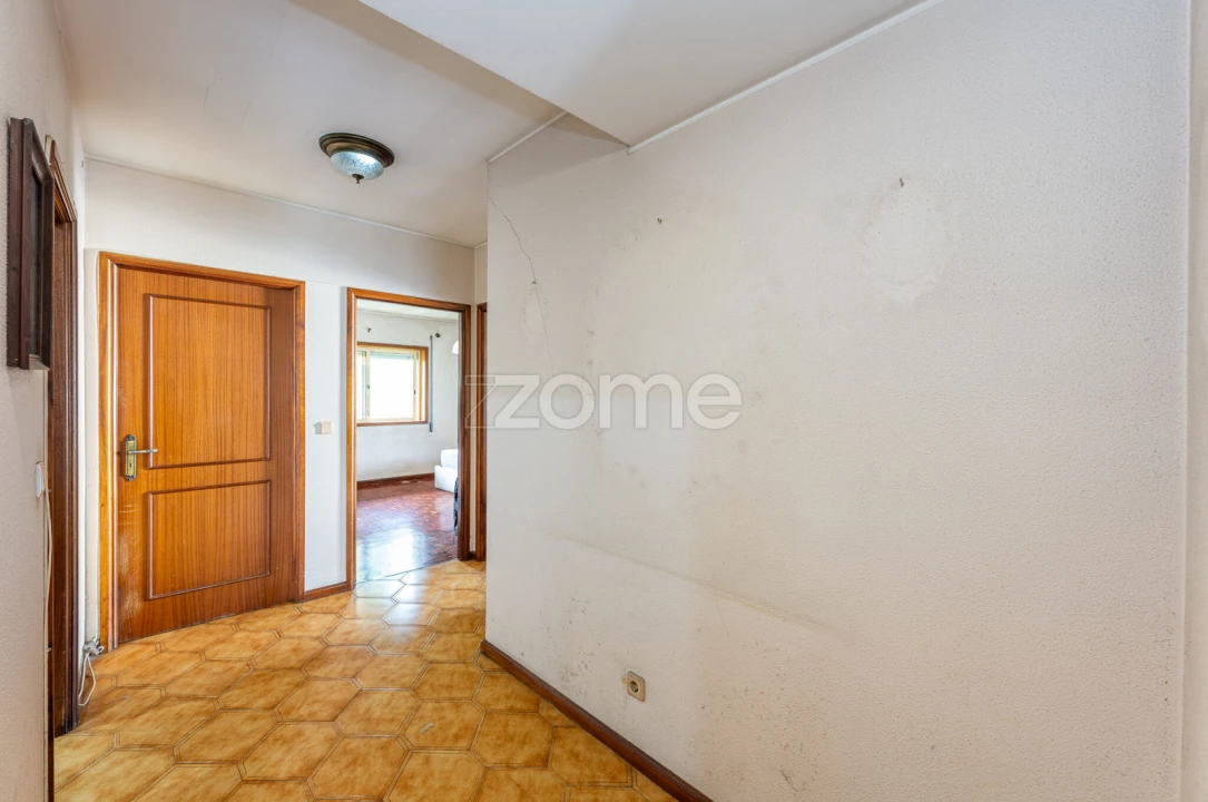 Apartamento T4 para Venda em Santa Marinha e São Pedro da Afurada Foto 6