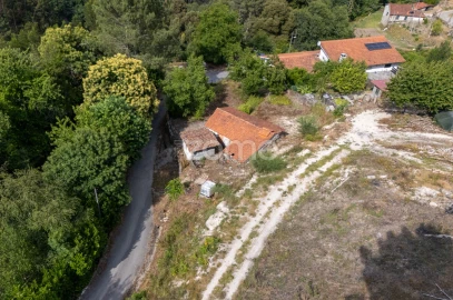 Moradia T2 para Venda em Mosteiro