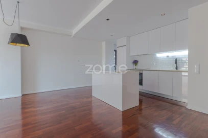 Apartamento T2 para Venda em Santa Marinha e São Pedro da Afurada