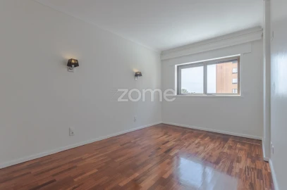Apartamento T2 para Venda em Santa Marinha e São Pedro da Afurada