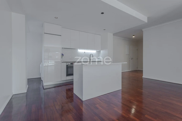 Apartamento T2 para Venda em Santa Marinha e São Pedro da Afurada Foto 5