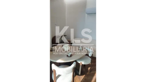 Apartamento T1 para Venda em Buarcos