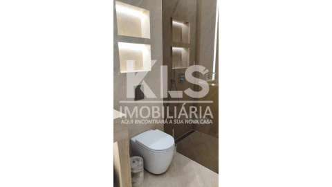 Apartamento T1 para Venda em Buarcos
