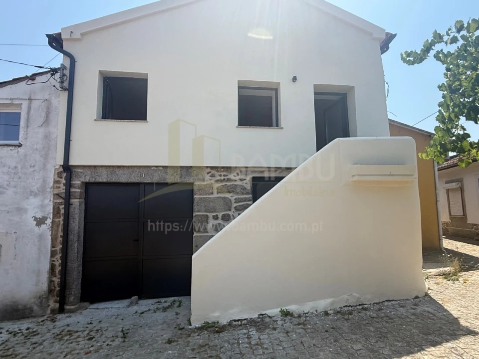Moradia T2 para Venda em Valença, Cristelo Covo e Arão Foto 2