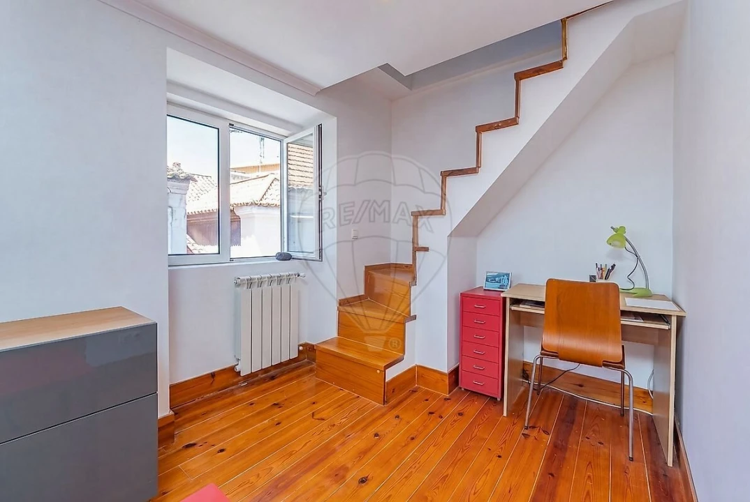 Apartamento T1 para Venda em Misericórdia Foto 5