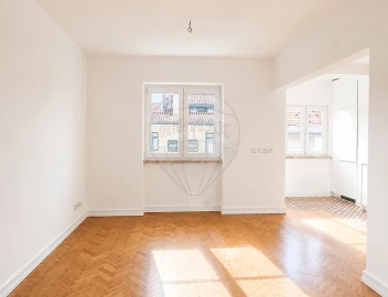 Apartamento T2 para Venda em Penha de França