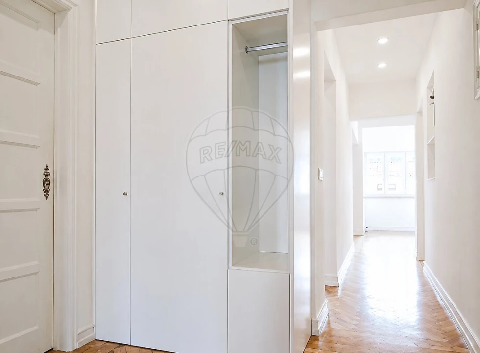 Apartamento T2 para Venda em Penha de França Foto 11
