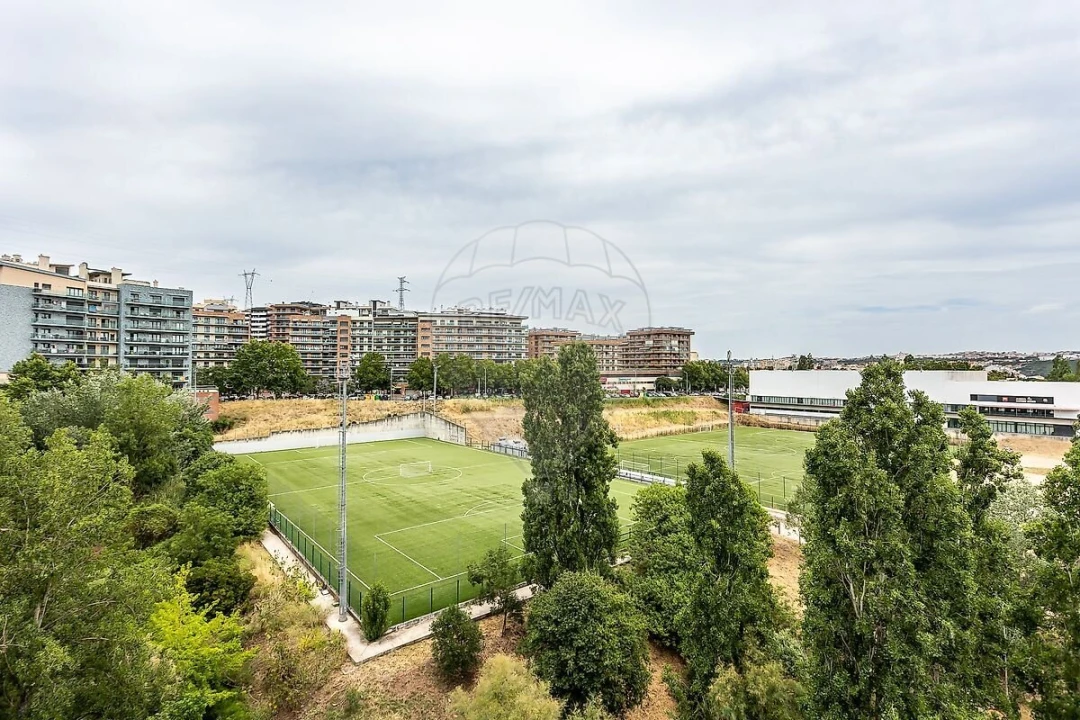 Apartamento T2 para Venda em Odivelas Foto 17