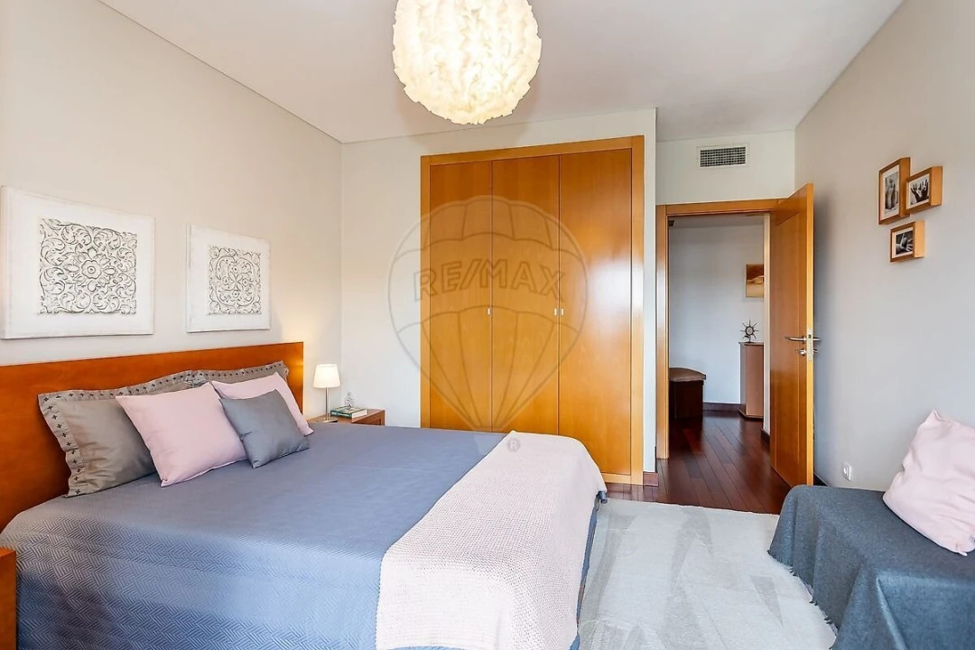 Apartamento T2 para Venda em Odivelas Foto 13