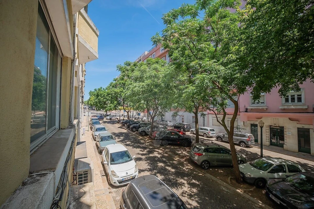 Apartamento T2 para Venda em Santo António Foto 18