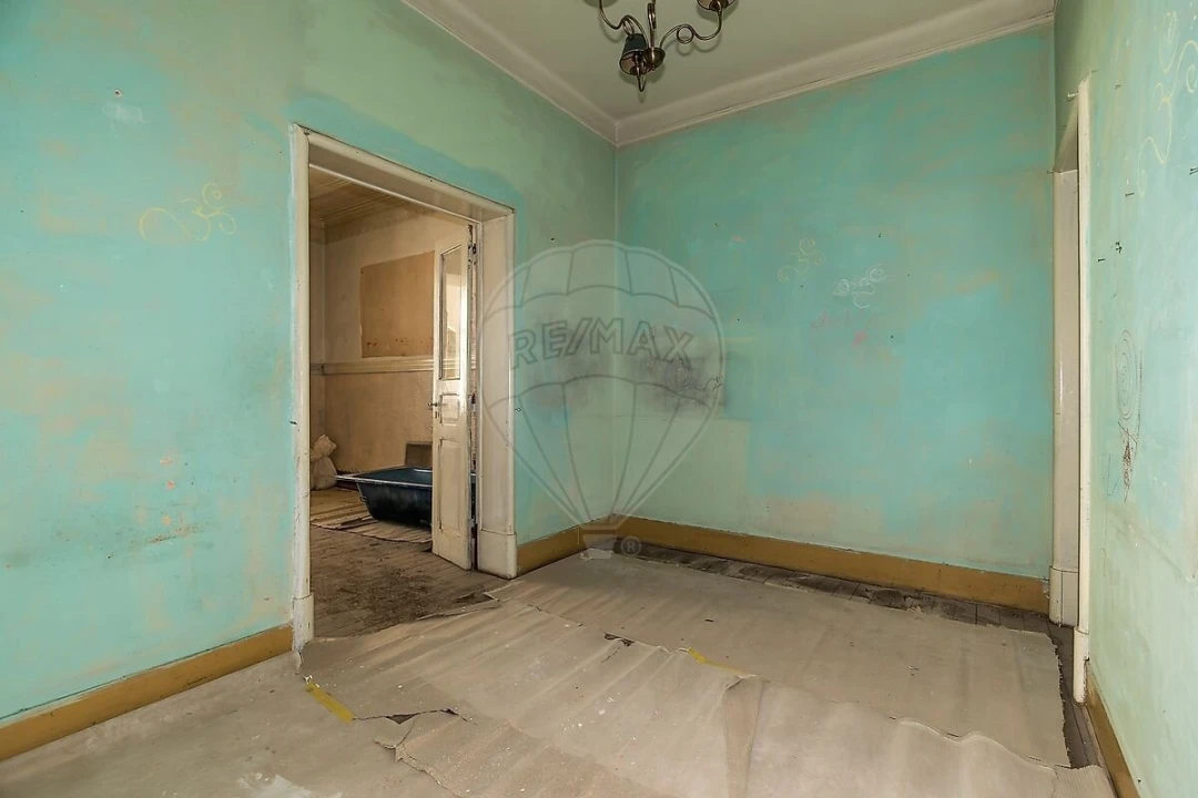 Apartamento T2 para Venda em Santo António Foto 8