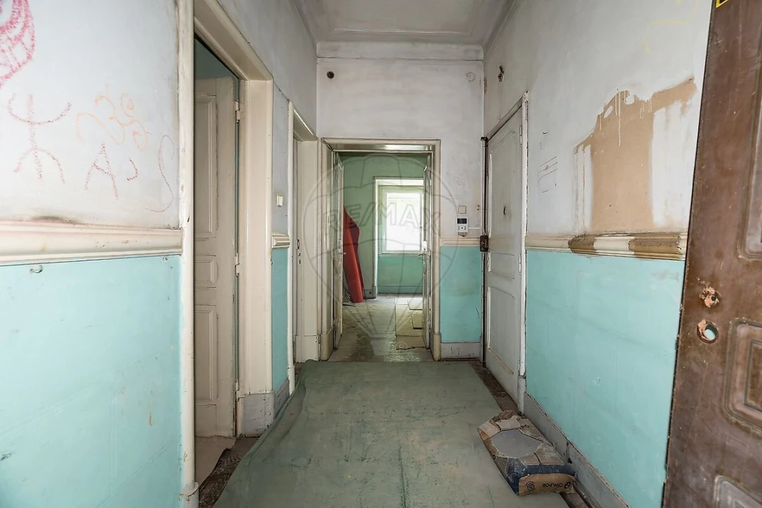 Apartamento T2 para Venda em Santo António Foto 6