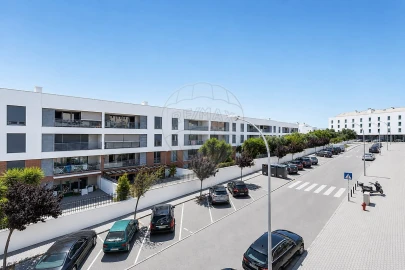 Apartamento T3 para Venda em Oeiras e São Julião da Barra, Paço de Arcos e Caxias