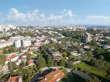 Apartamento T4 para Venda em Aldoar, Foz do Douro e Nevogilde