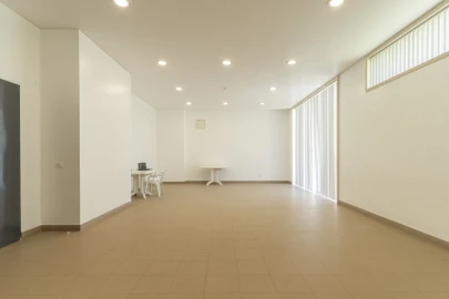 Apartamento T4 para Venda em Lumiar